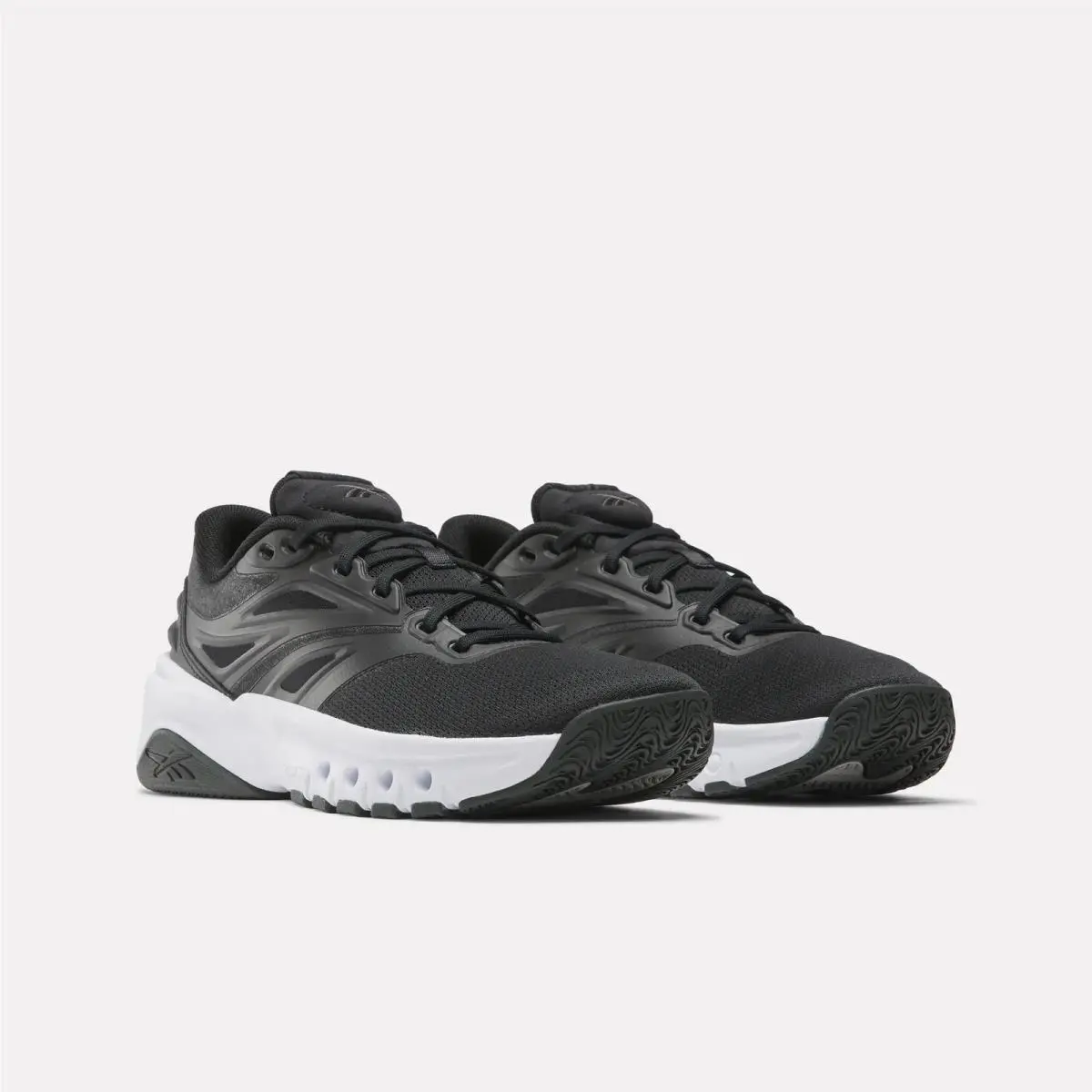 Reebok shoes - Black/White 2