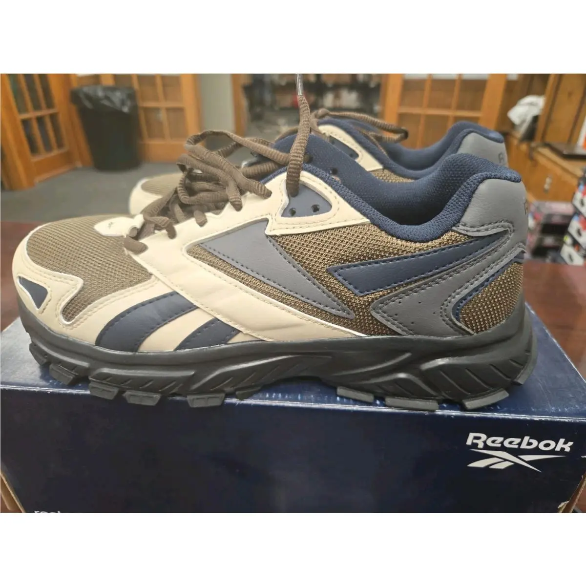 Reebok-hyperium Work-retro Trail Running Men’s Shoes 9 W-RB3260-Steel Toes
