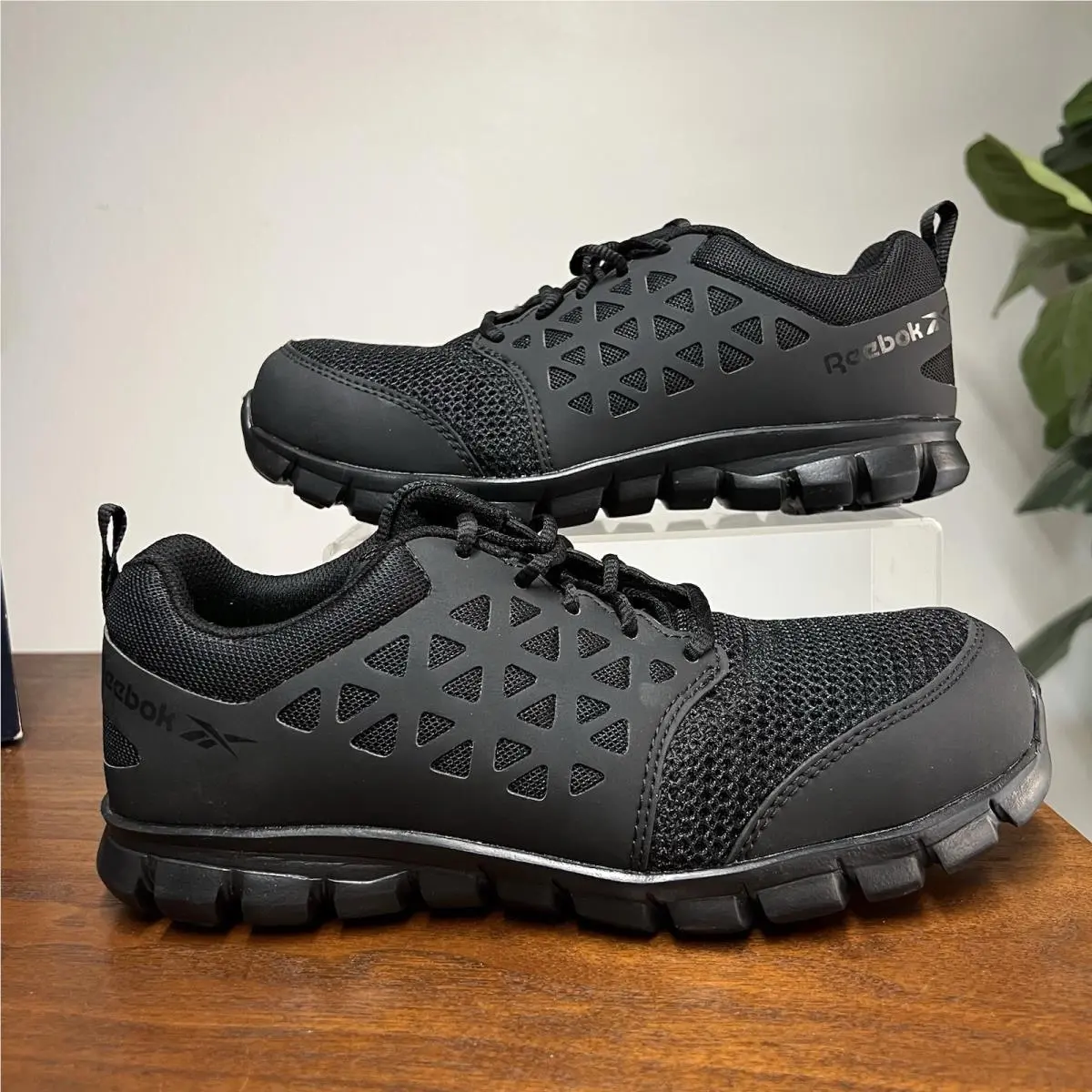Sublite Cushion Work Comp Toe Black Shoe Sneaker Women 8M Unisex by Reebok