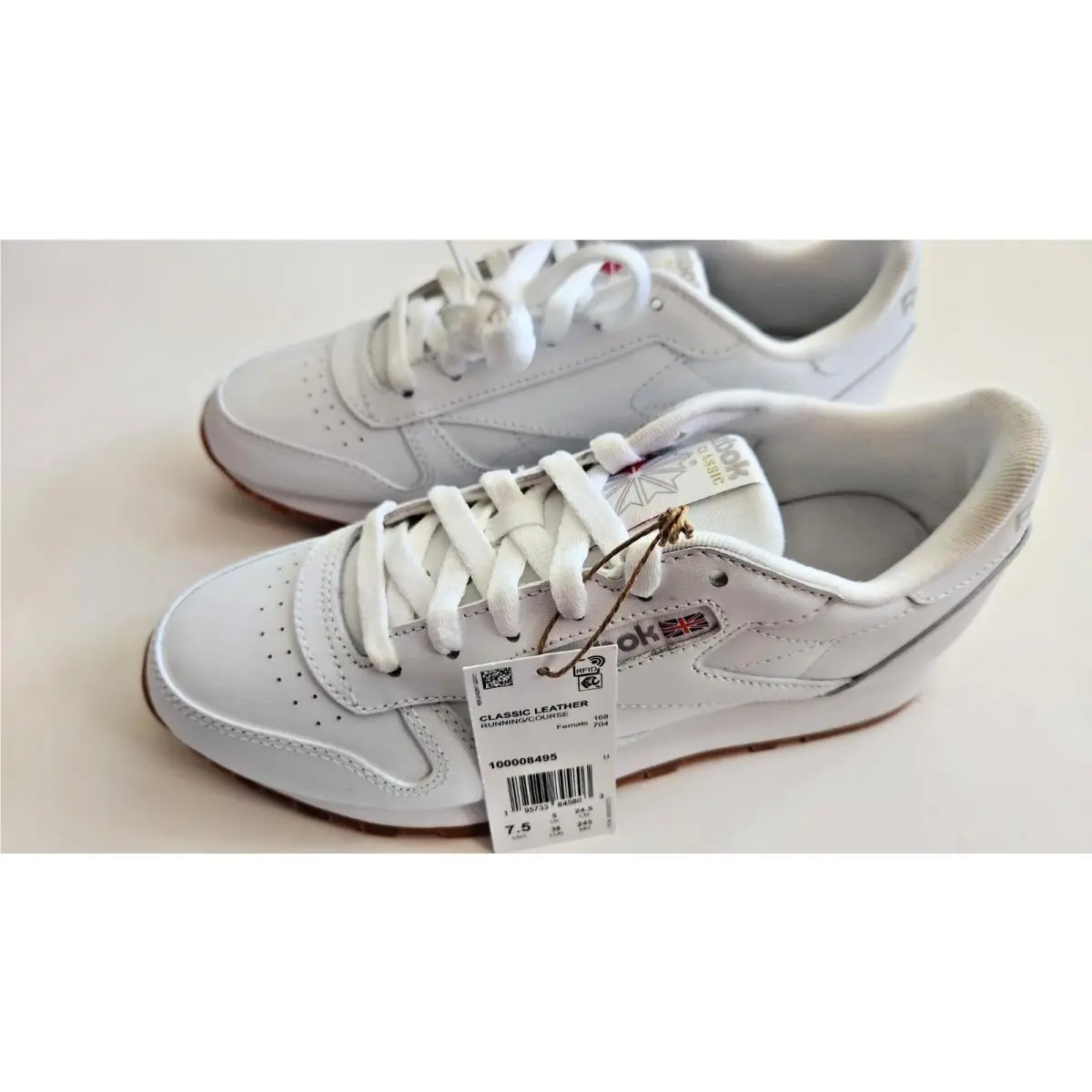 Reebok shoes - Reebok Classic Leather - Classic Leather - White (UPC: 195733845803) 4