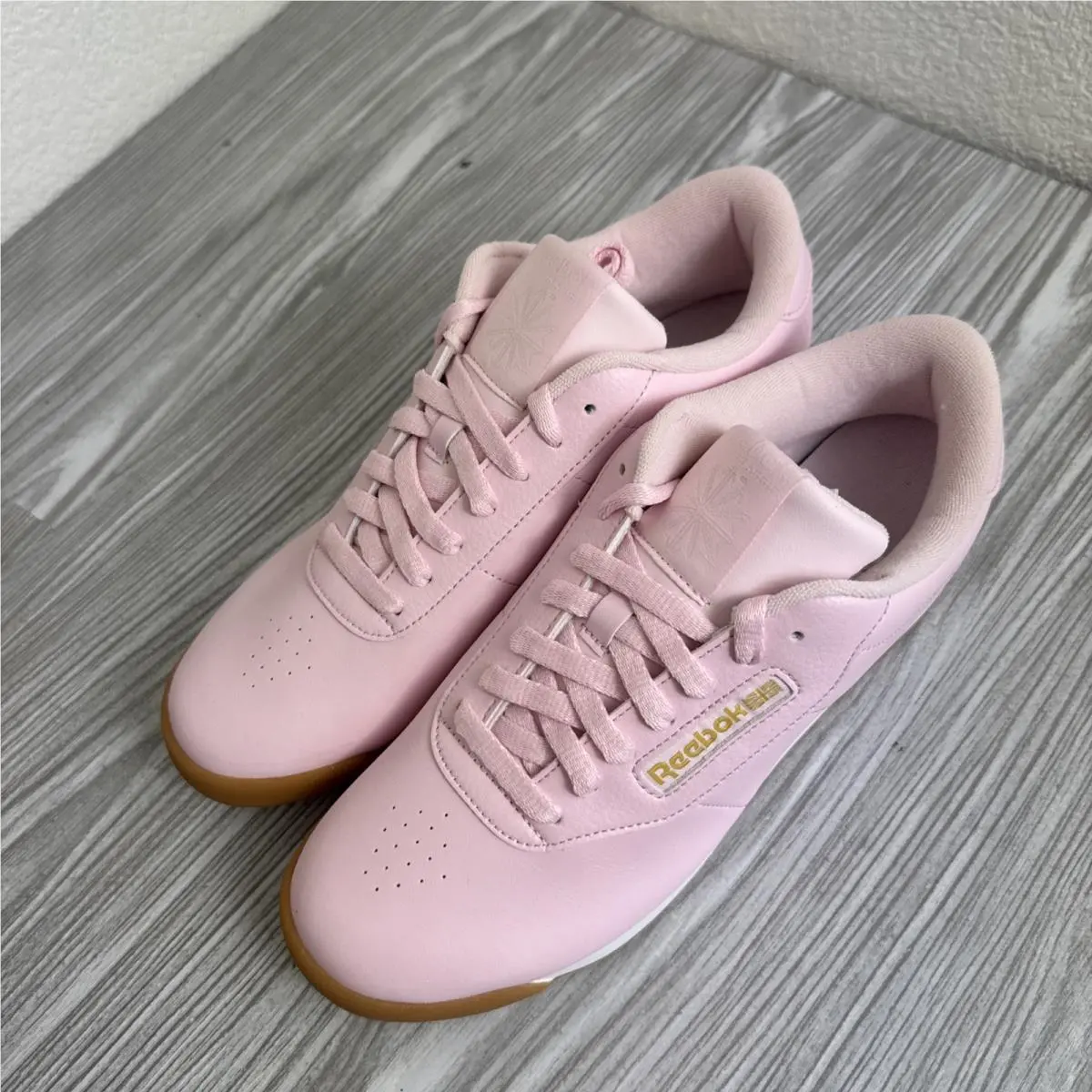 Reebok shoes - Reebok Princess - Princess - Pink/White/Gold Met (UPC: 190309773283) 4