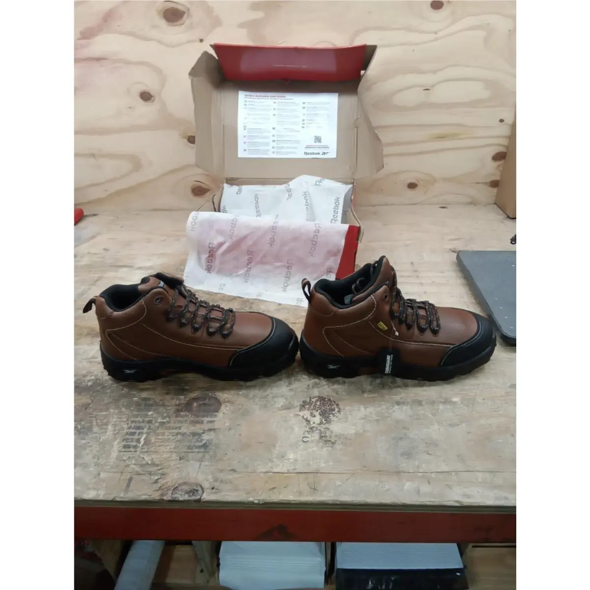 Reebok shoes - Met Guard - Met Guard - Brown (UPC: 690774170933) 3