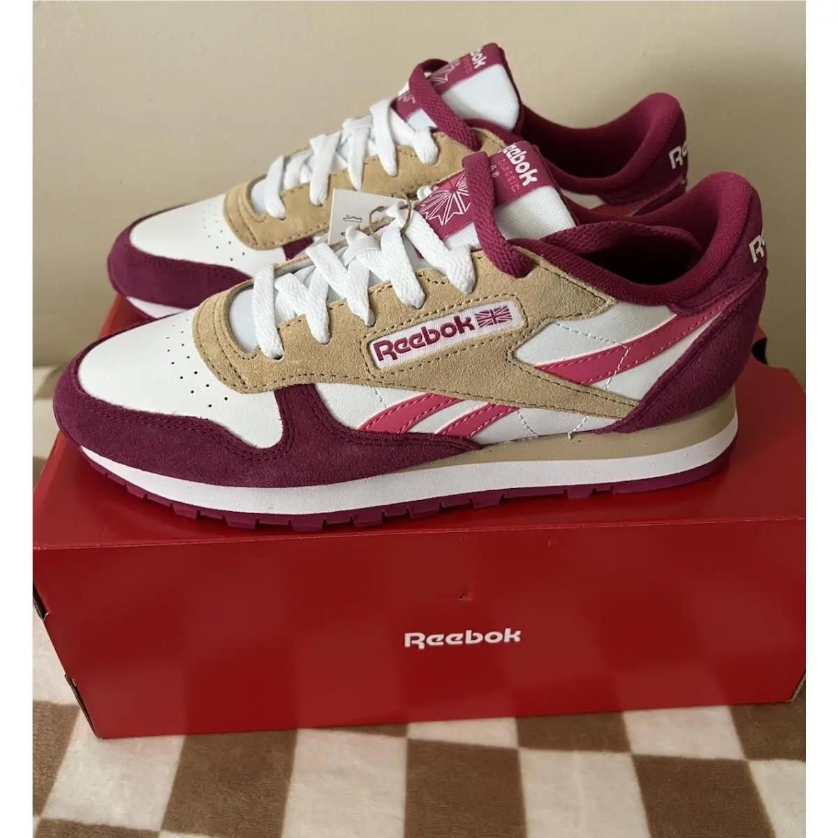 Reebok shoes - Reebok Classic Leather - Classic Leather - 100209 566 - White/Pink/Berry 7