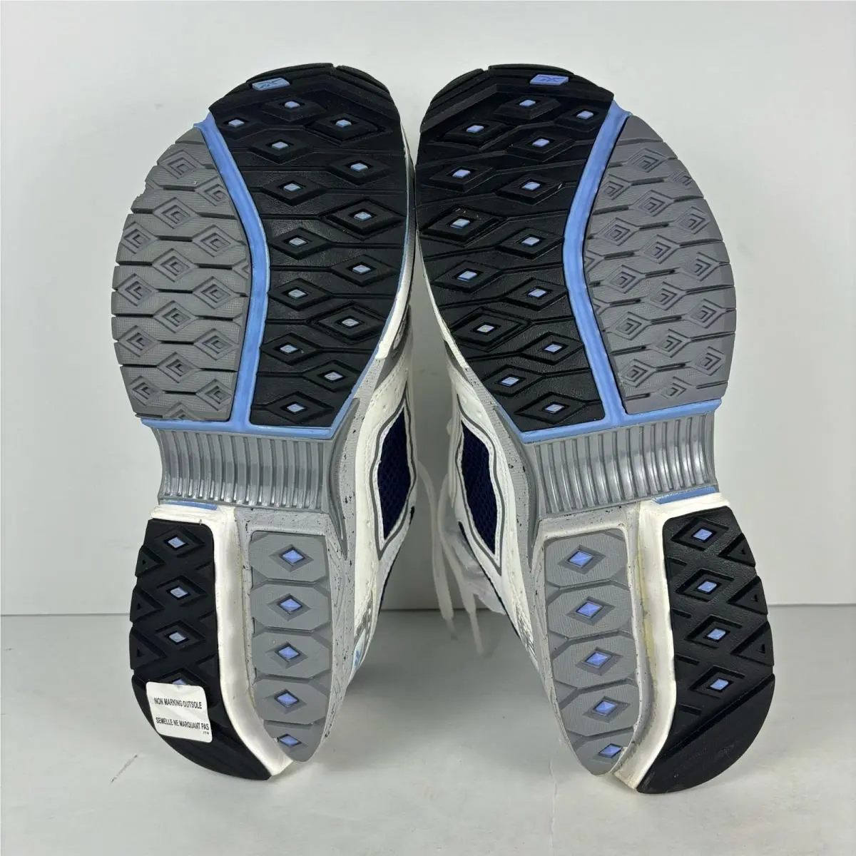 Reebok shoes - White 5