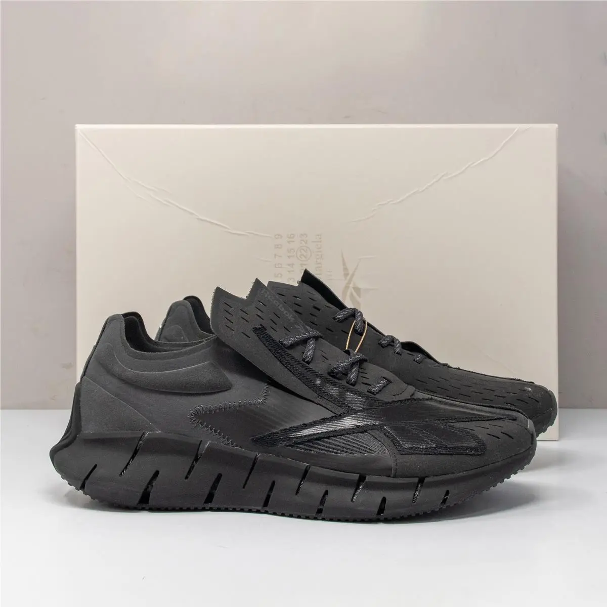 Reebok x Maison Margiela `memory Of` Black Project 0 ZS Men`s 9 US