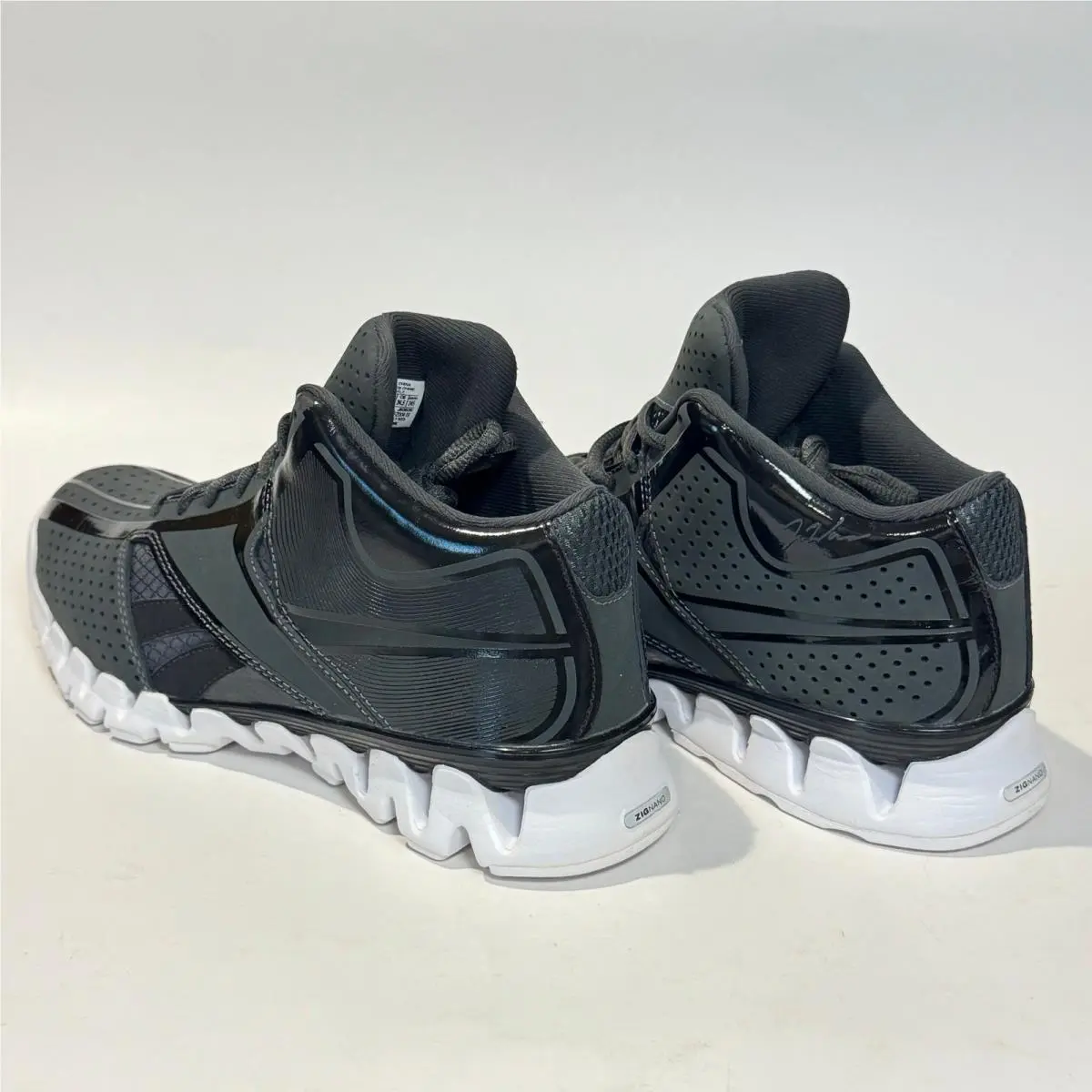 Reebok shoes - Black 4