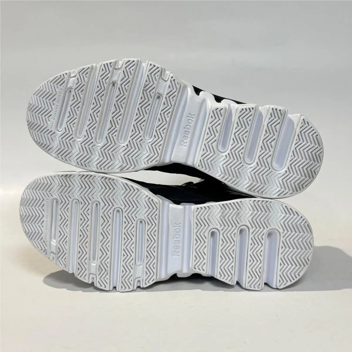 Reebok shoes - Black 7