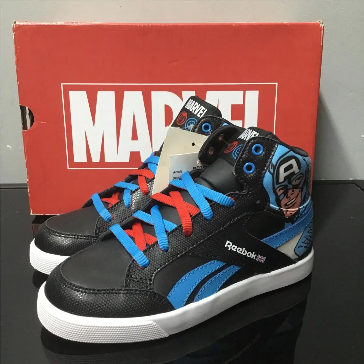 Reebok Boys High Top Sneakers Boys Size 13 Captain America Iron Man Marvel