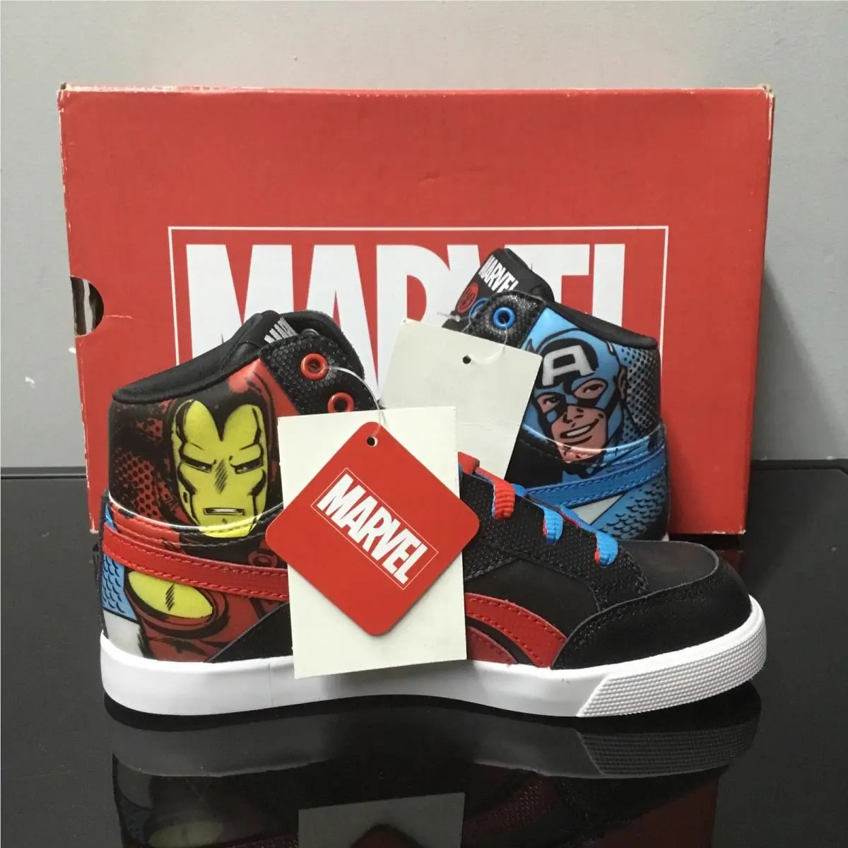 Reebok shoes - Reebok CAPTAIN AMERICA IRON - CAPTAIN AMERICA IRON - Multicolor (UPC: 889136213405) 1