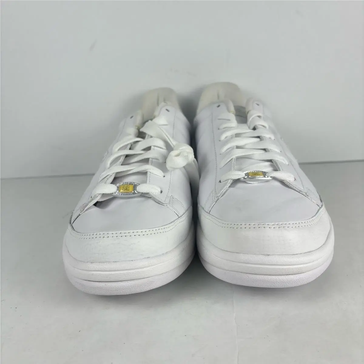 Reebok shoes - White 2