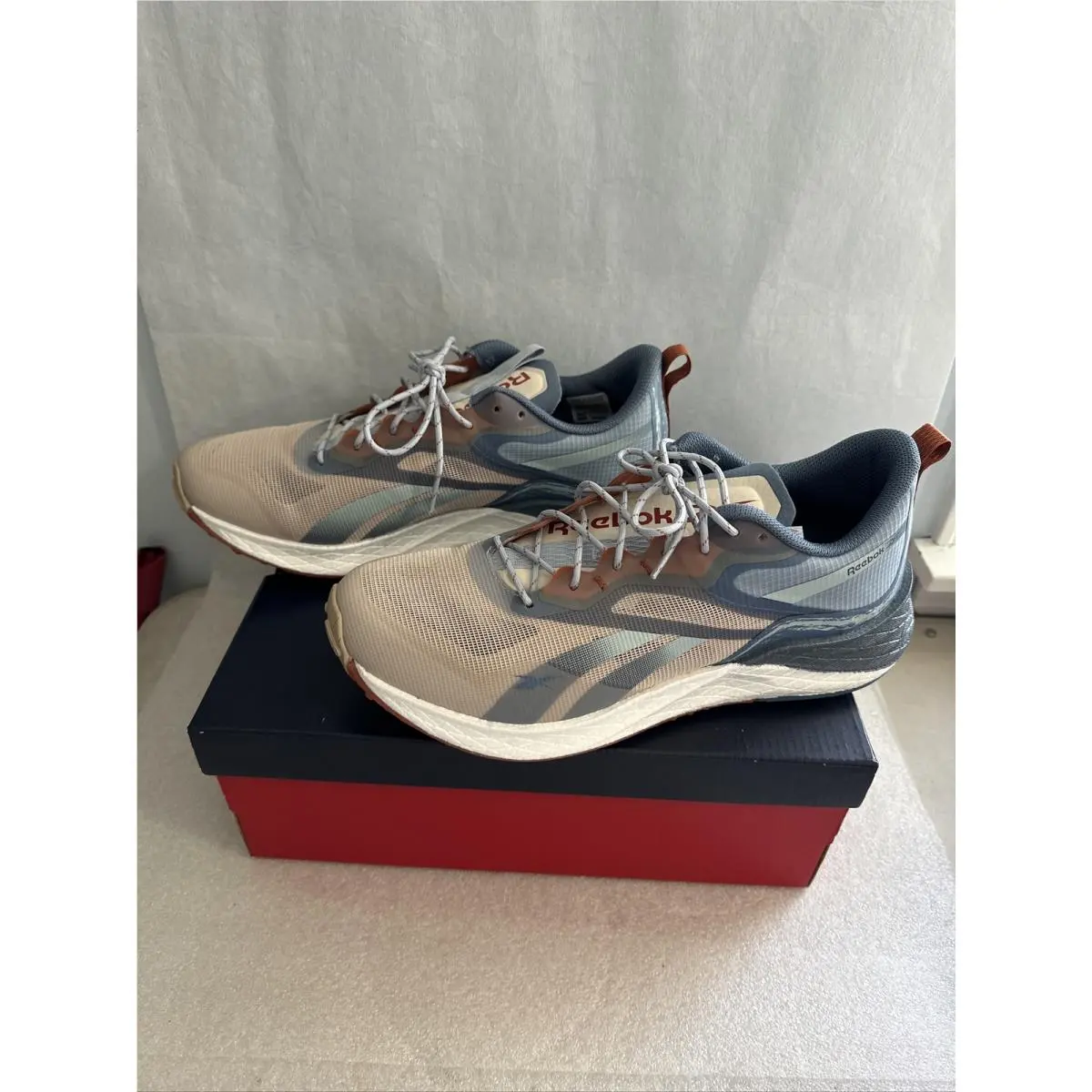 Reebok Floatride Energy 3.0 Adve Women Size 10 Beige Blue Running