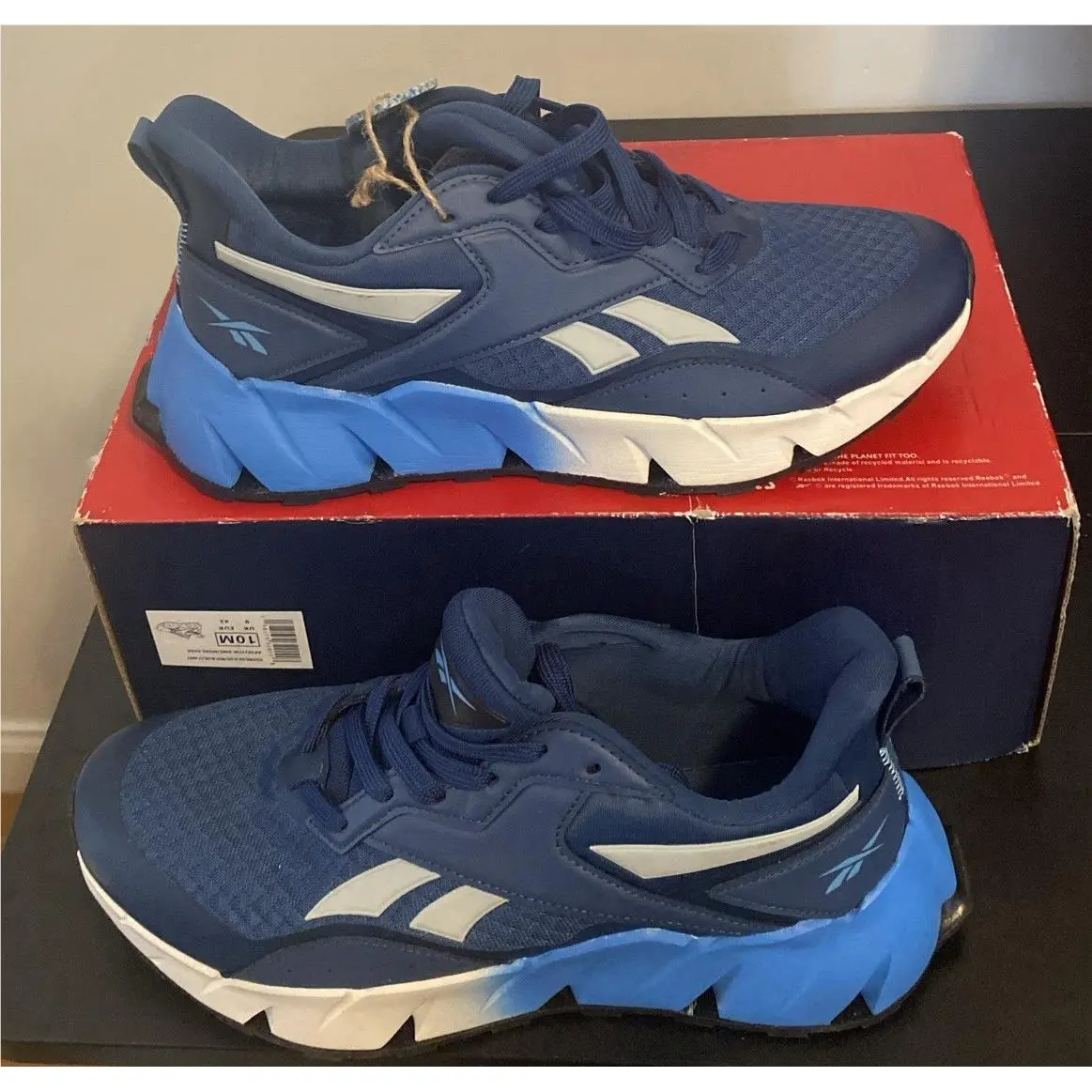 Reebok Blue White Lace Up Men`s Athletic Sneakers 30247MDMS Running Jogging