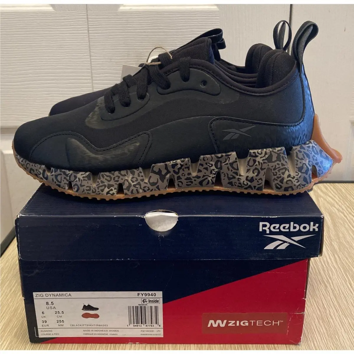 Reebok Zig Dynamica Women`s Shoes SZ-8.5 Black