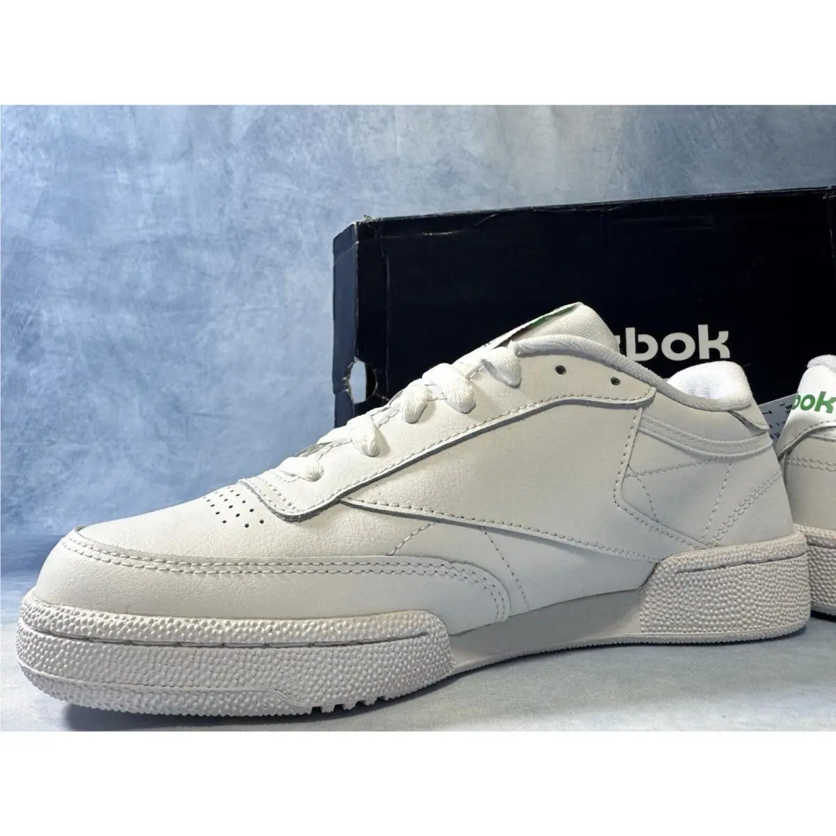 Reebok shoes - Reebok Classic - Classic - White 12