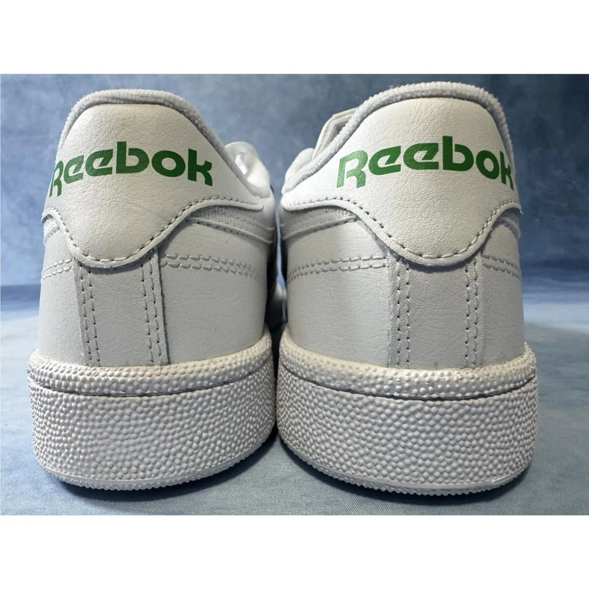 Reebok shoes - Reebok Classic - Classic - White 4