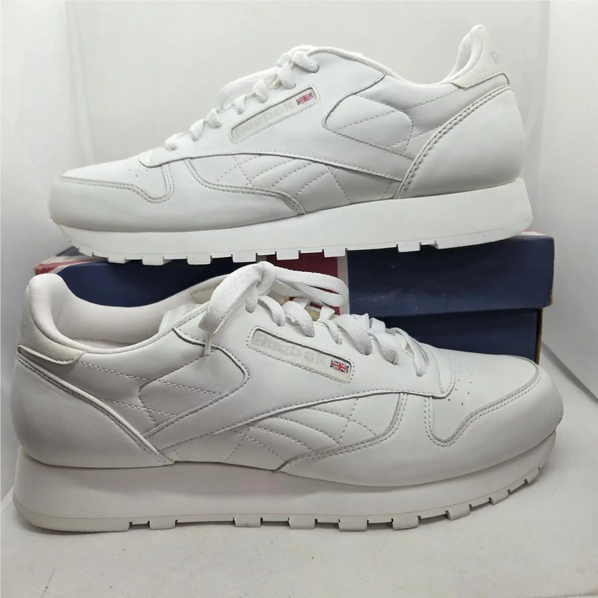 Reebok Classic Leather White Grey Mens 12 Shoes Sneakers 1-9771