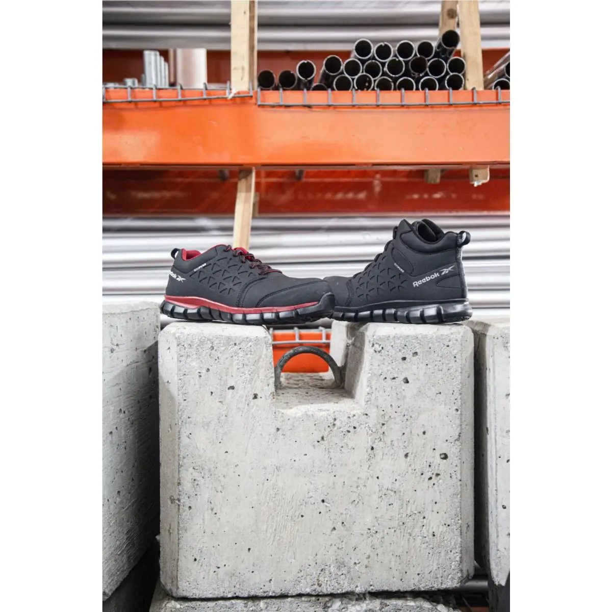 Reebok Men`s Sublite Cushion Safety Toe Athletic Work Sho Black/red - 7.5 Wide