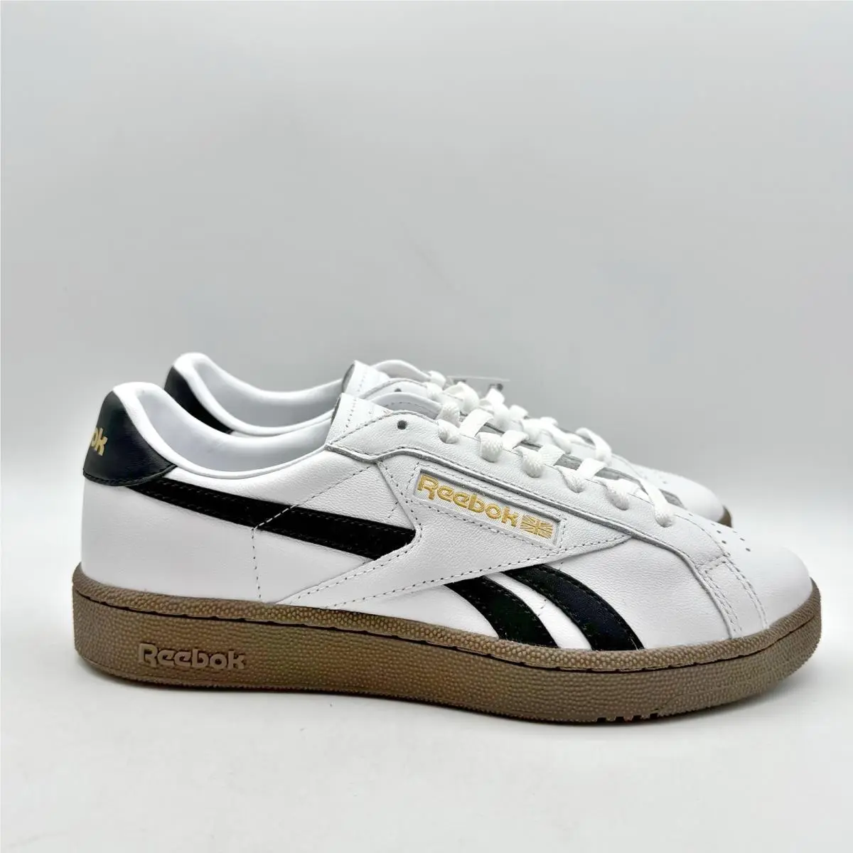 Reebok shoes - White (UPC: 197225412579) 1