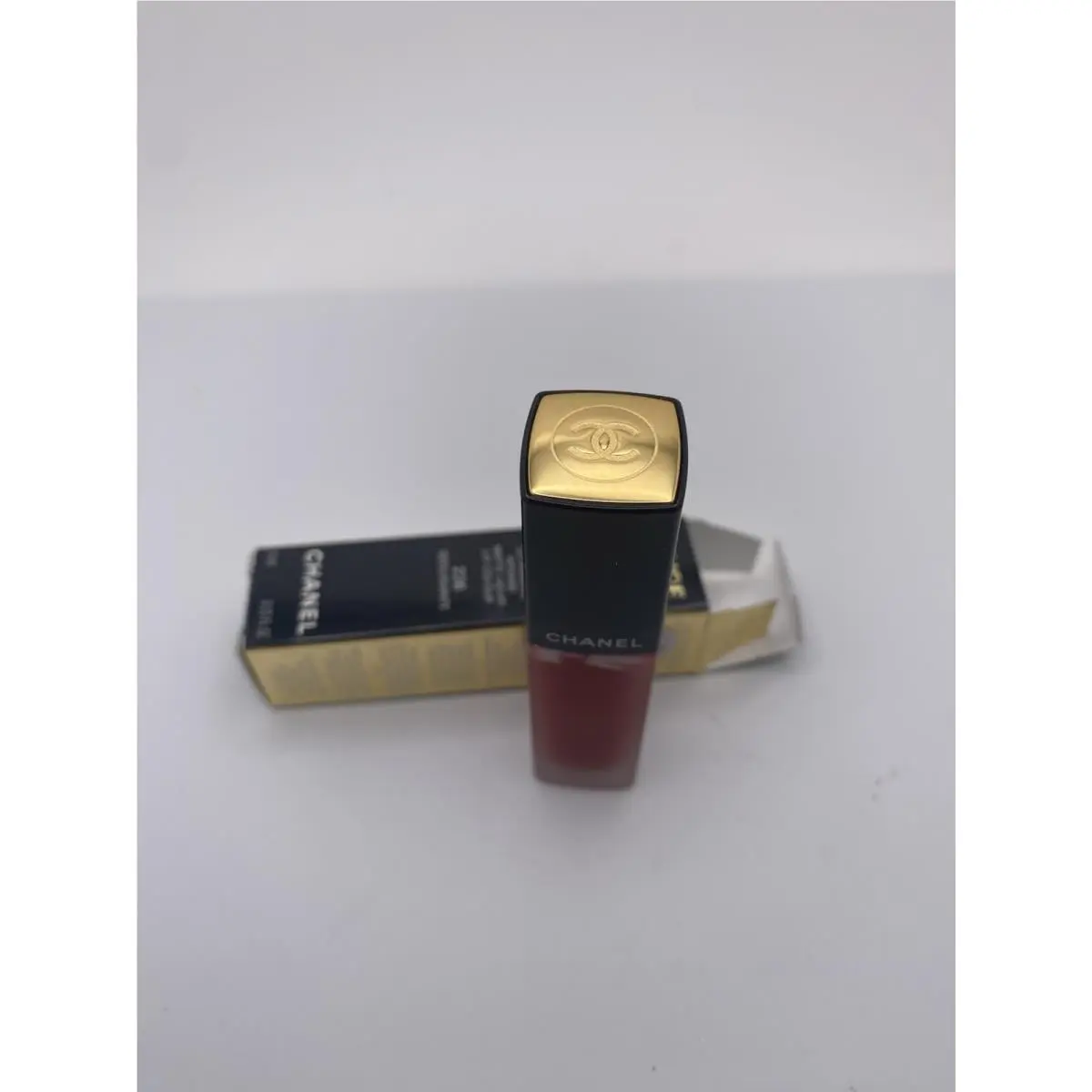 Chanel Rouge Allure Liquid Velvet Ultrawear Matte Liquid Lip 226 Sedusante