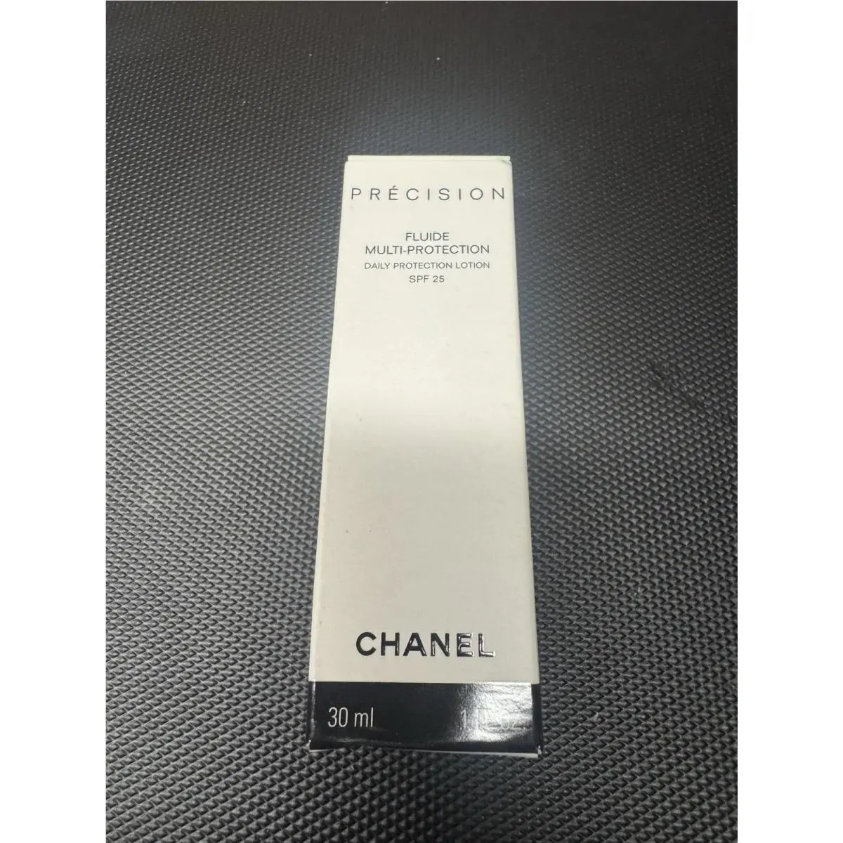 Chanel Precision Fluide Multi Protection Daily Lotion with Spf 25 Energizing 1oz