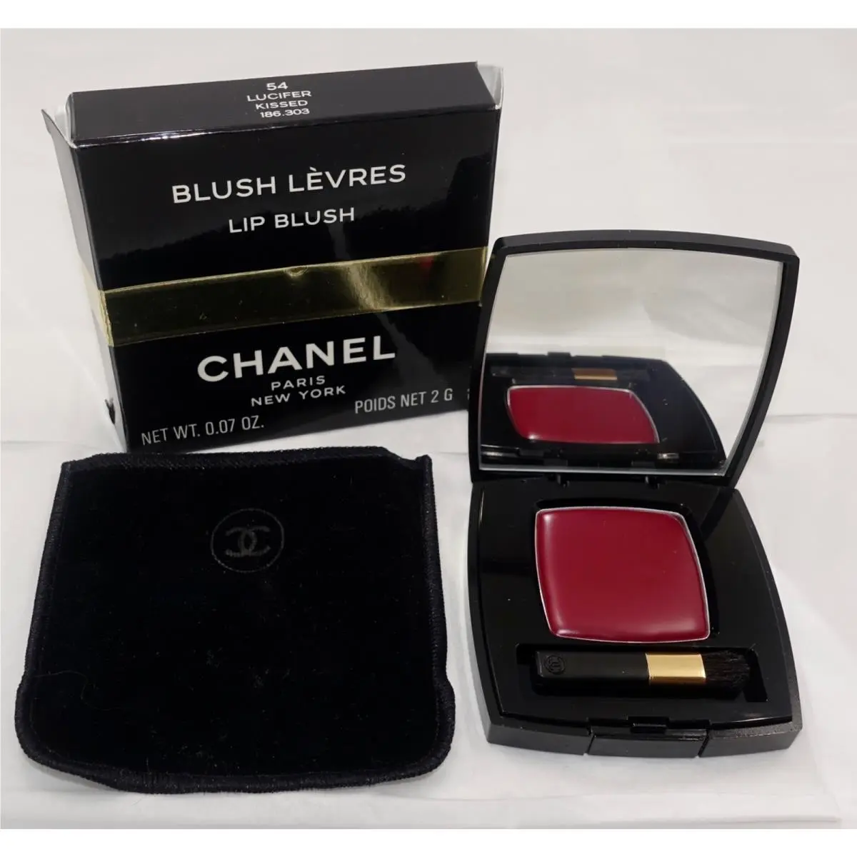 Chanel Lip Blush – Shade 54 Lucifer Kissed – Compact with Mirror Brush