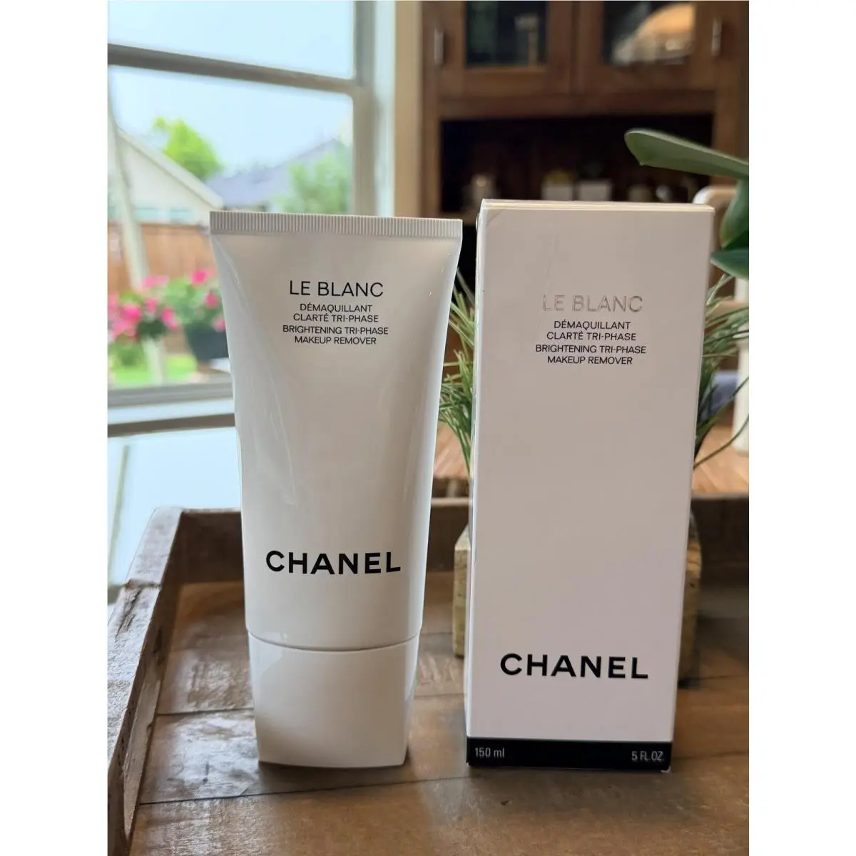 Chanel Le Blanc Brightening Tri-phase Makeup Remover 150ml/5oz
