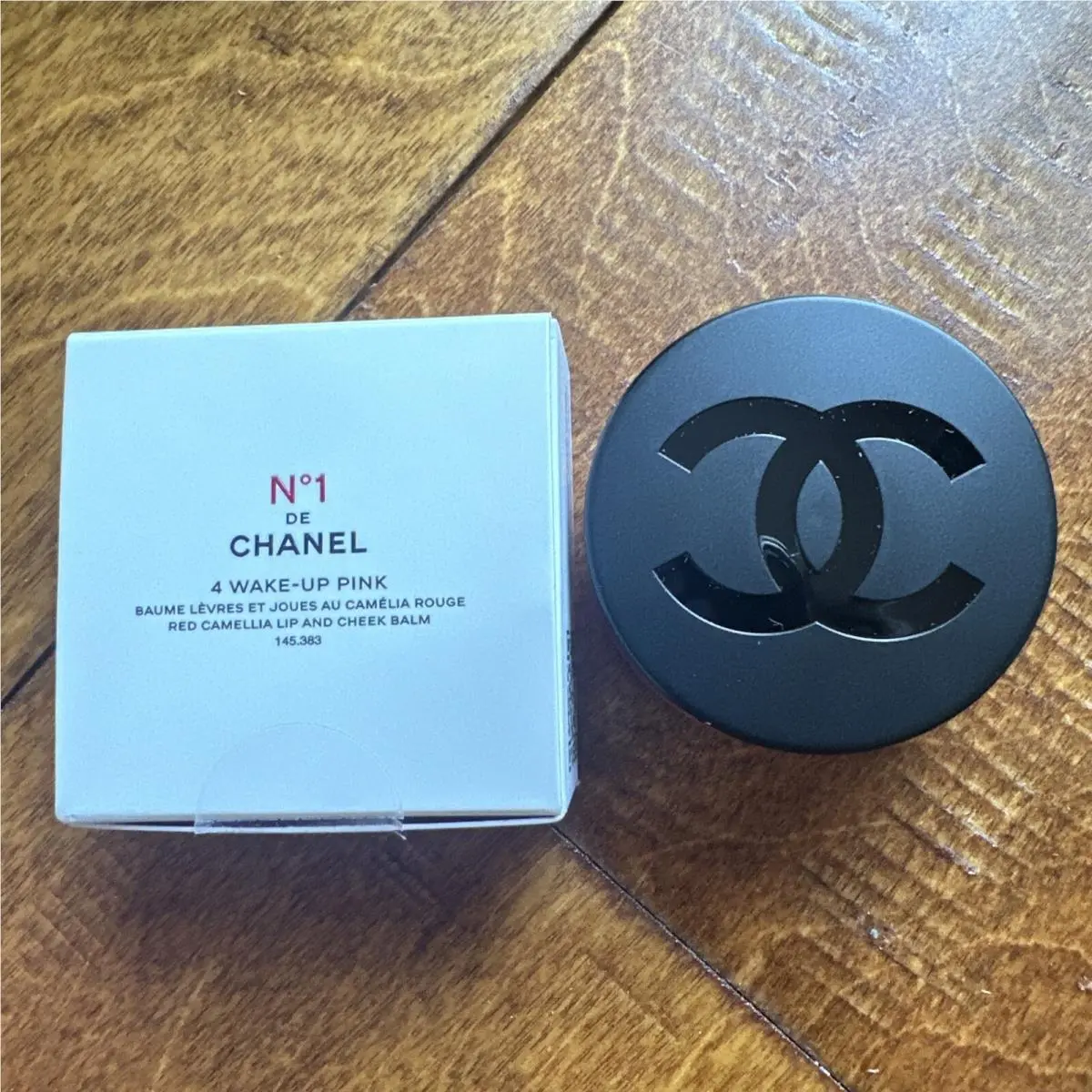 Chanel N°1 DE Chanel Red Camellia Lip and Cheek Balm 4 Wake Up Pink