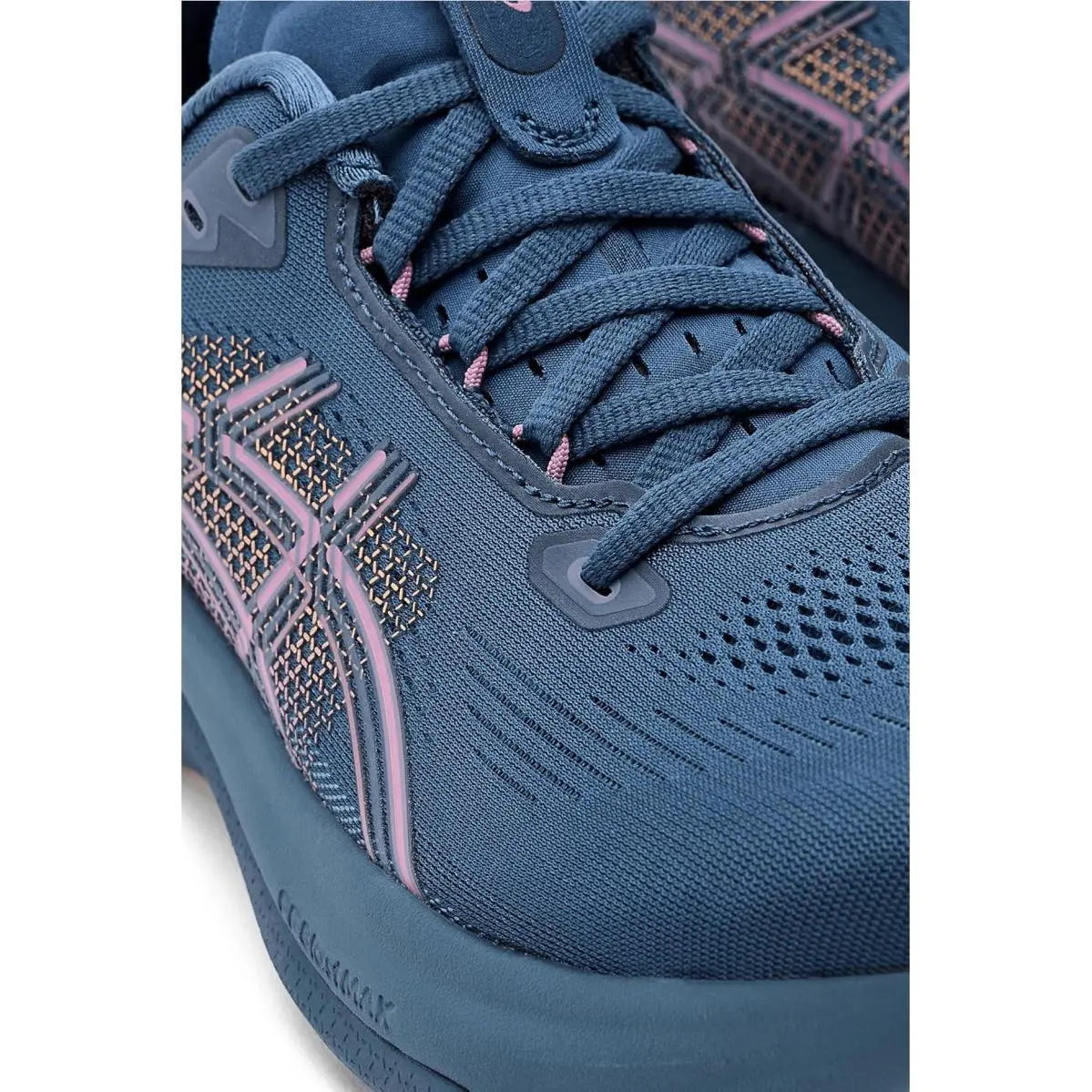 Asics shoes - Black/Black 32