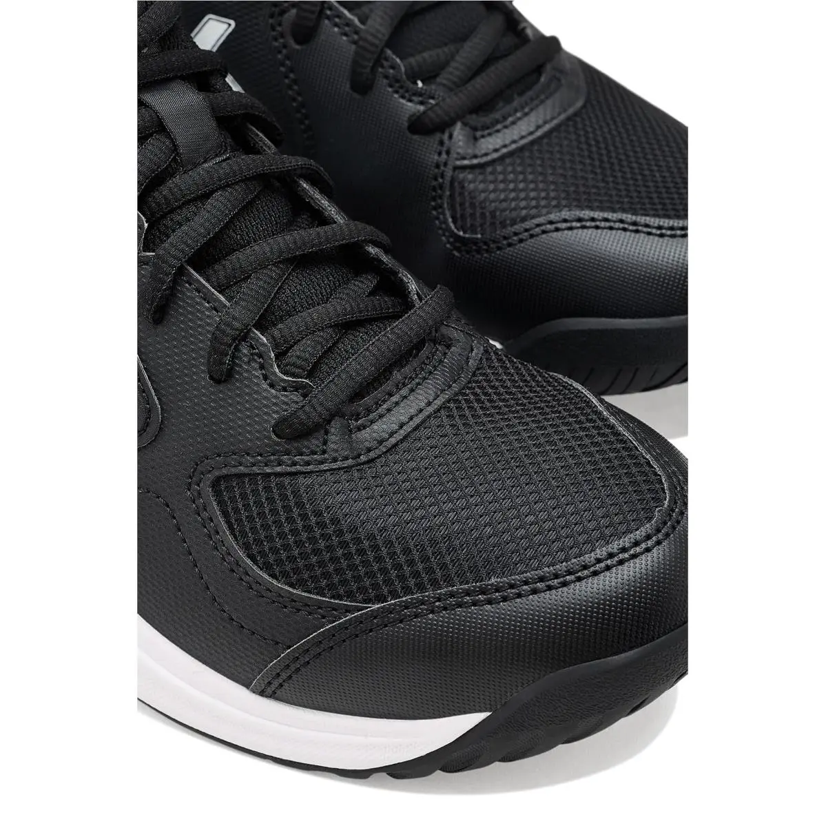 Asics shoes - Black/White 11