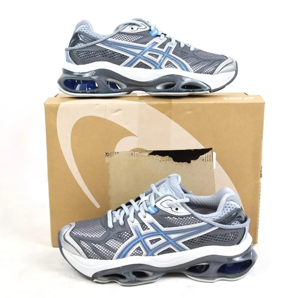Asics Gel-kinetic 2.0 Sneakers In Silver/blue Coast- Men`s Size 6 1203A678022