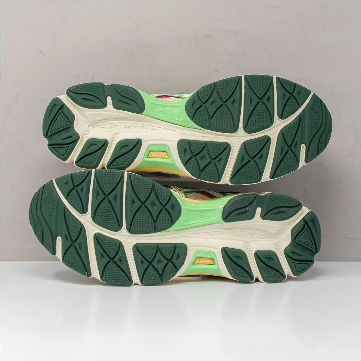 Asics shoes - ASICS Gel Cumulus 16 - Gel Cumulus - 1203A763-100 - Green (UPC: 197298862059) 2