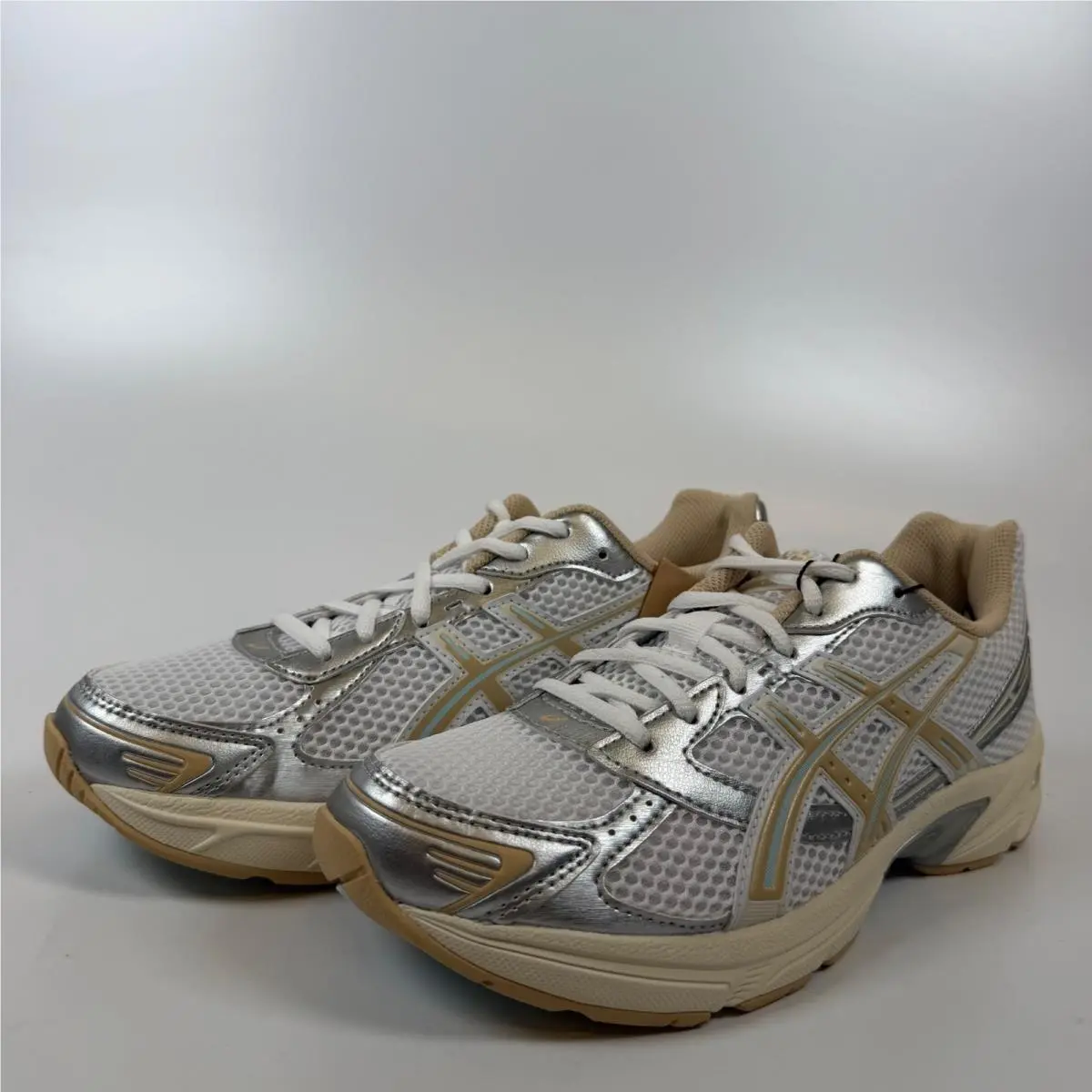 Asics Gel-1130 White Dune Silver Running Shoes 1202A164-111 Womens Size 9