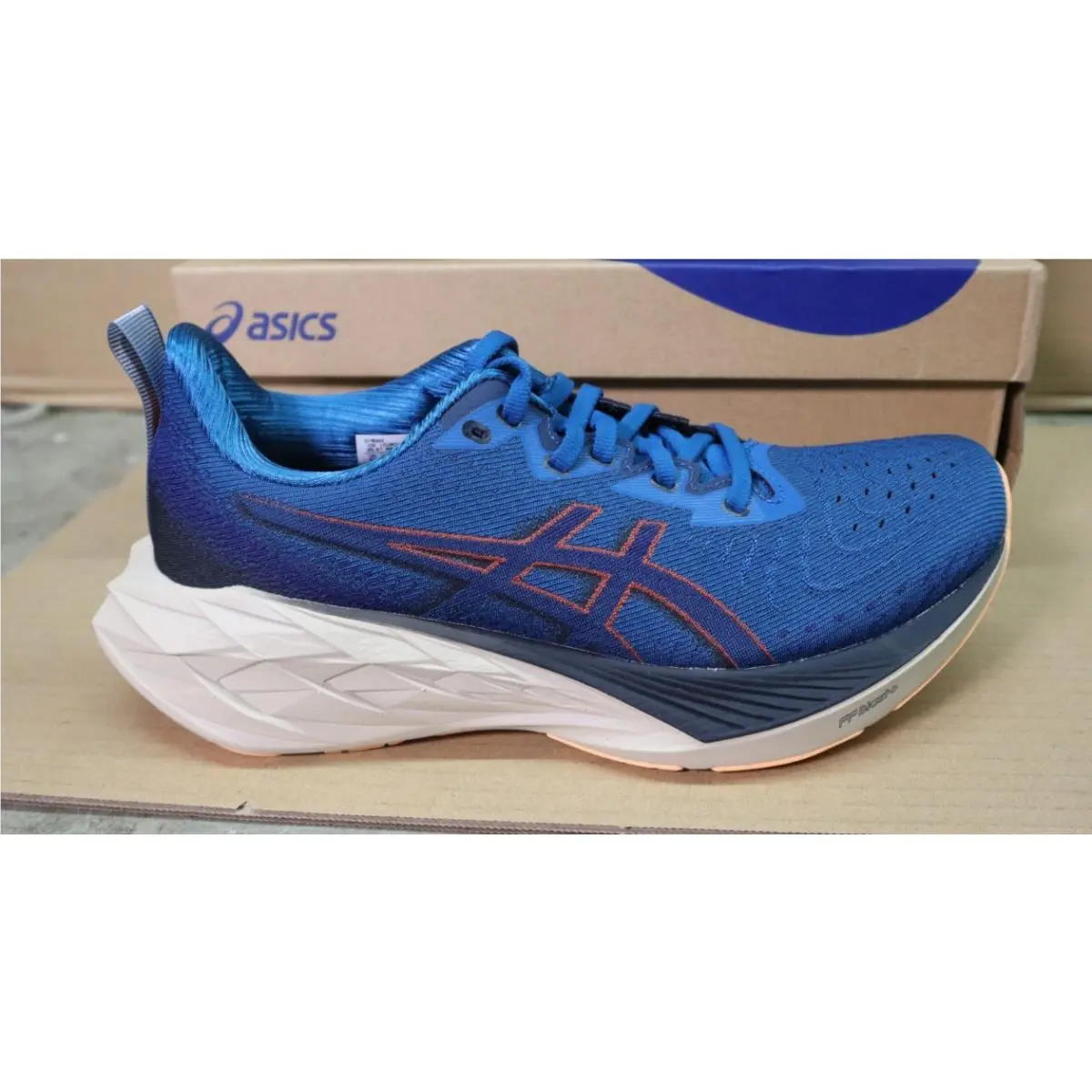Asics shoes - ASICS Novablast 4 - Novablast - 1011B693-404 - Blue 1