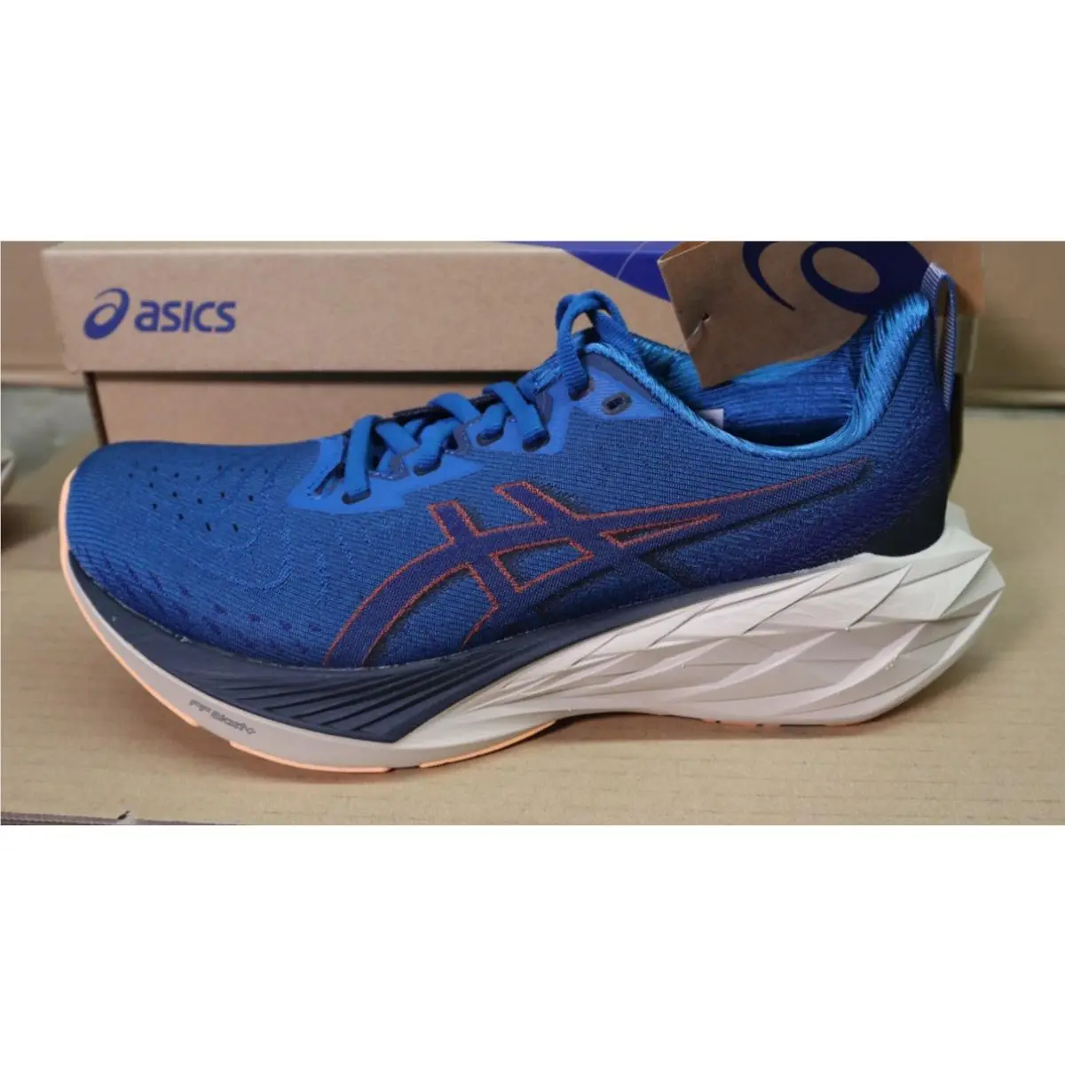 Asics shoes - ASICS Novablast 4 - Novablast - 1011B693-404 - Blue 4