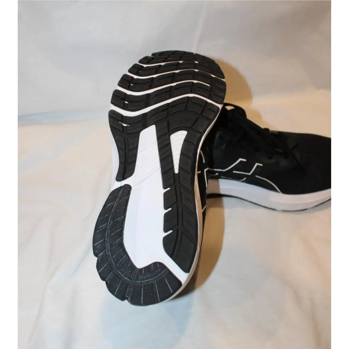Asics shoes - ASICS GT 1000 - Black 4