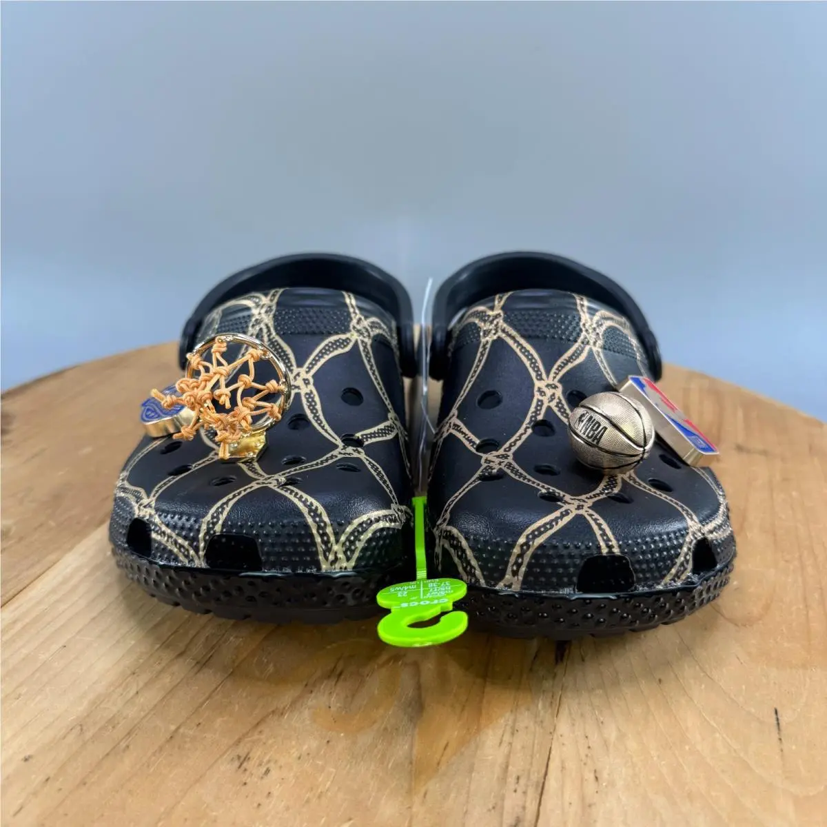 Crocs shoes - 21090290H - 210902-90H - Black (UPC: 198445133046) 1