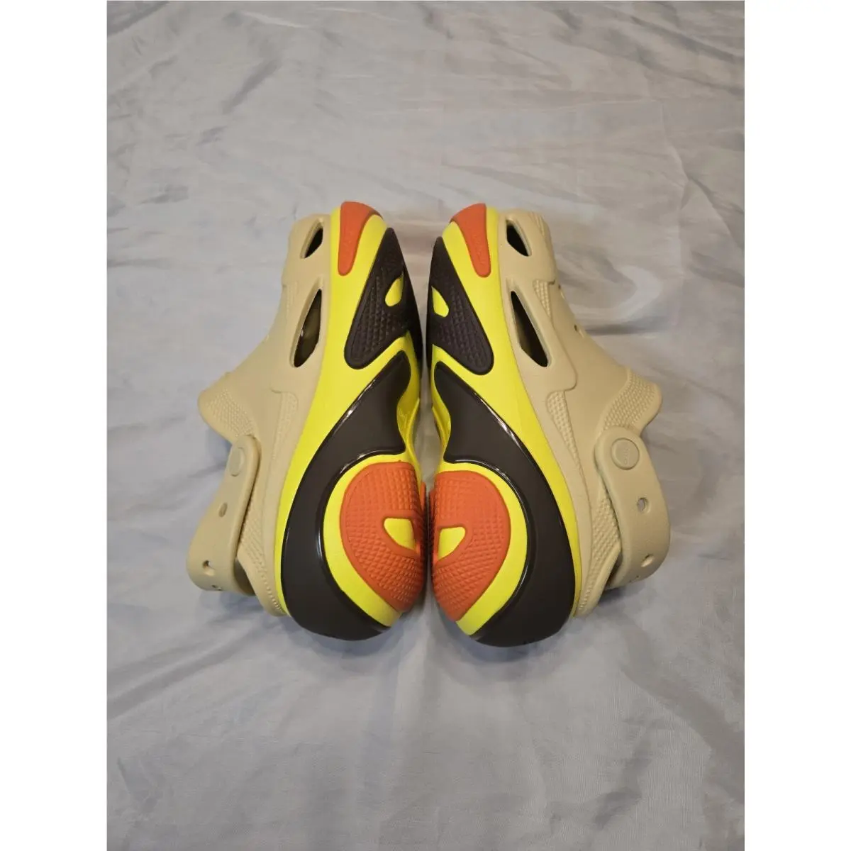 Crocs shoes - crocs bubble crush - bubble crush - 210061 - tan, orange, yellow, brown 2