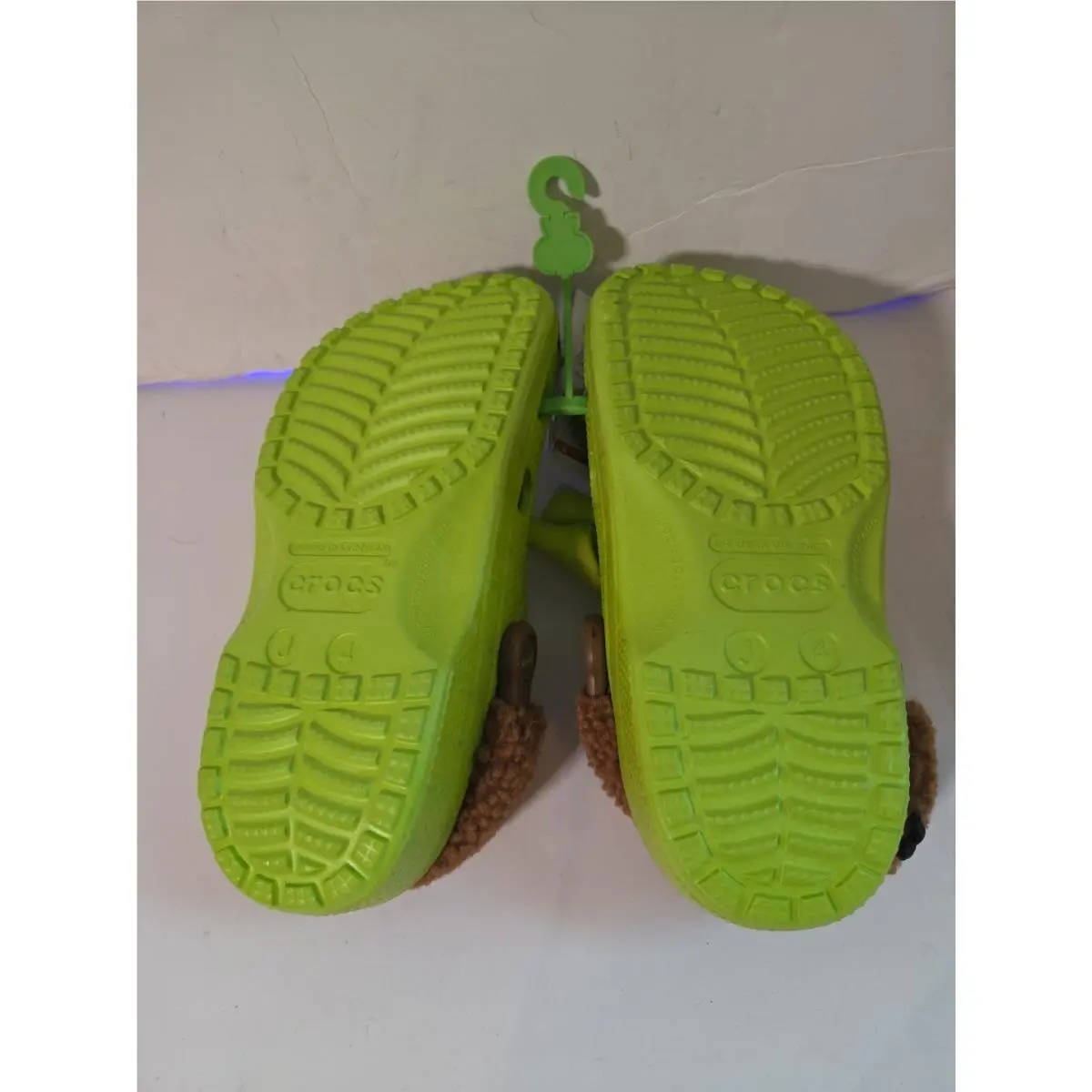 Crocs shoes - Green (UPC: 196265487189) 4