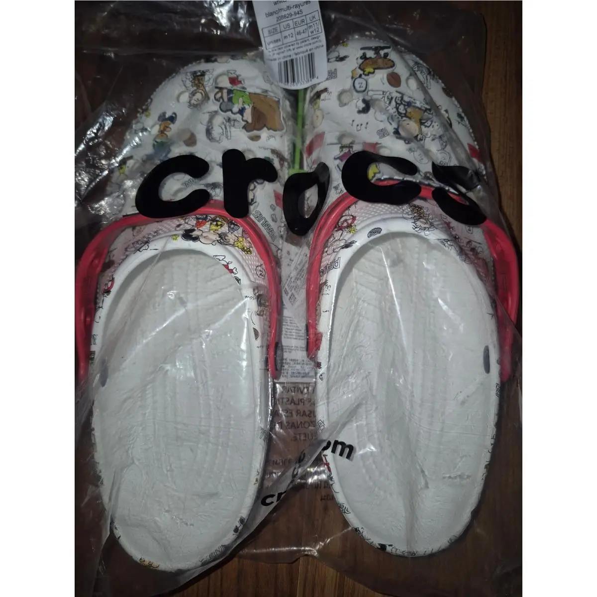 Crocs X Peanuts Snoopy Charlie Brown Clog 208629-94S Mens Size 12 W/ Jibbitz