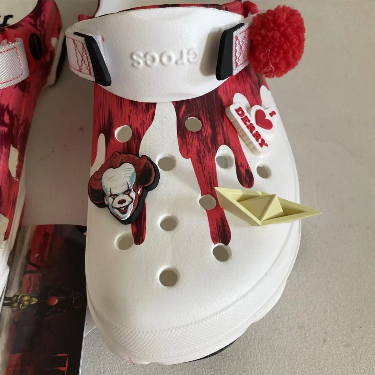 Crocs shoes - It Pennywise All Terrain - Pennywise All Terrain - White (UPC: 196265808311) 1