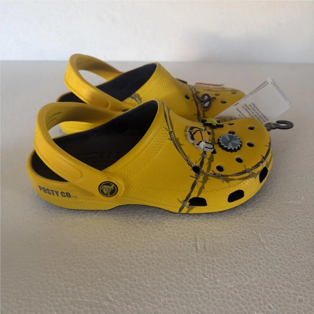 Crocs shoes - Posty X Crocs - Series 2 - Yellow 4