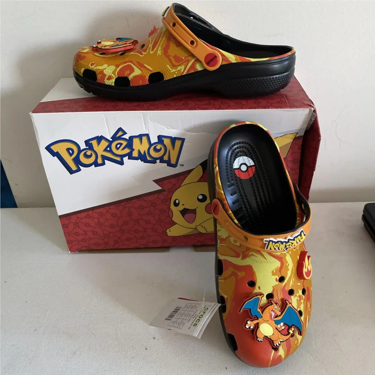 Pokémon x Crocs Charizard Classic Men`s 9 / Women`s 11 Fire Orange Clogs