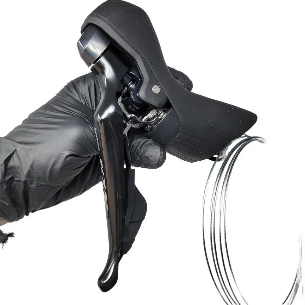 Shimano  - ST-R7020-R - ST-R7020-R - Black (UPC: 689228984790) 4
