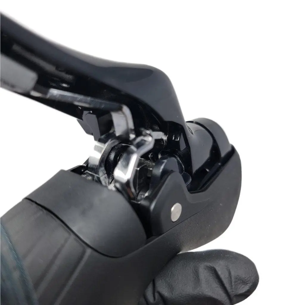 Shimano  - ST-R7120-R - ST-R7120-R - Black (UPC: 192790639765) 4