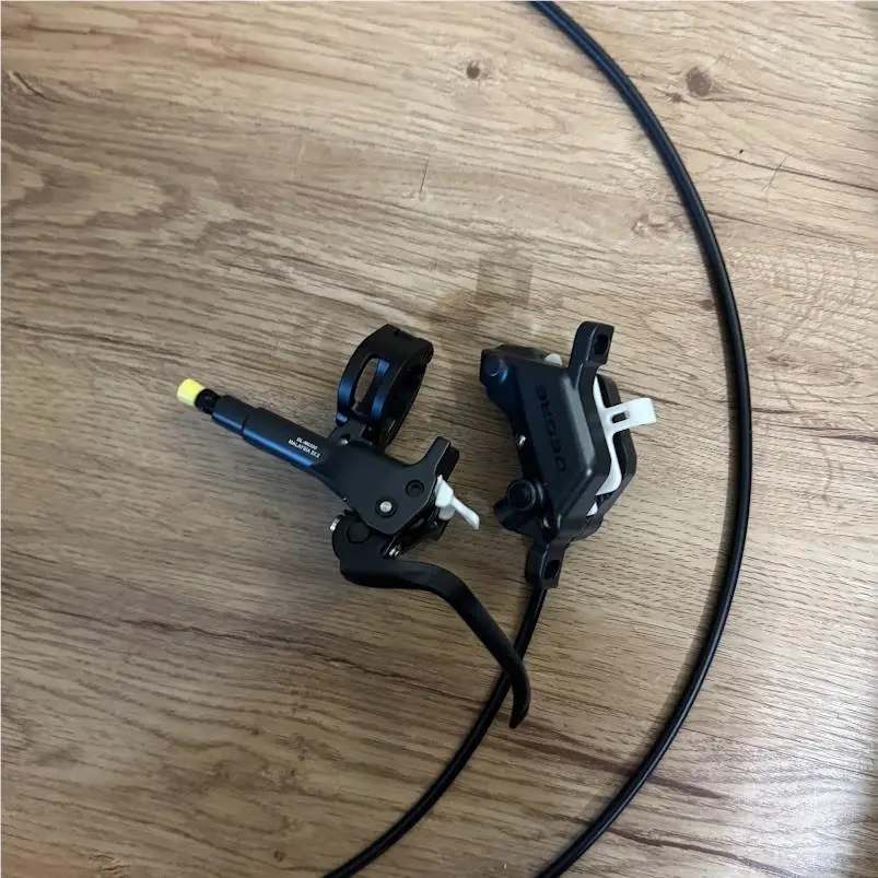 Shimano BR-M6220 Deore 4-Piston Hydraulic Disc Brake Set Levers Pai BL-M6200