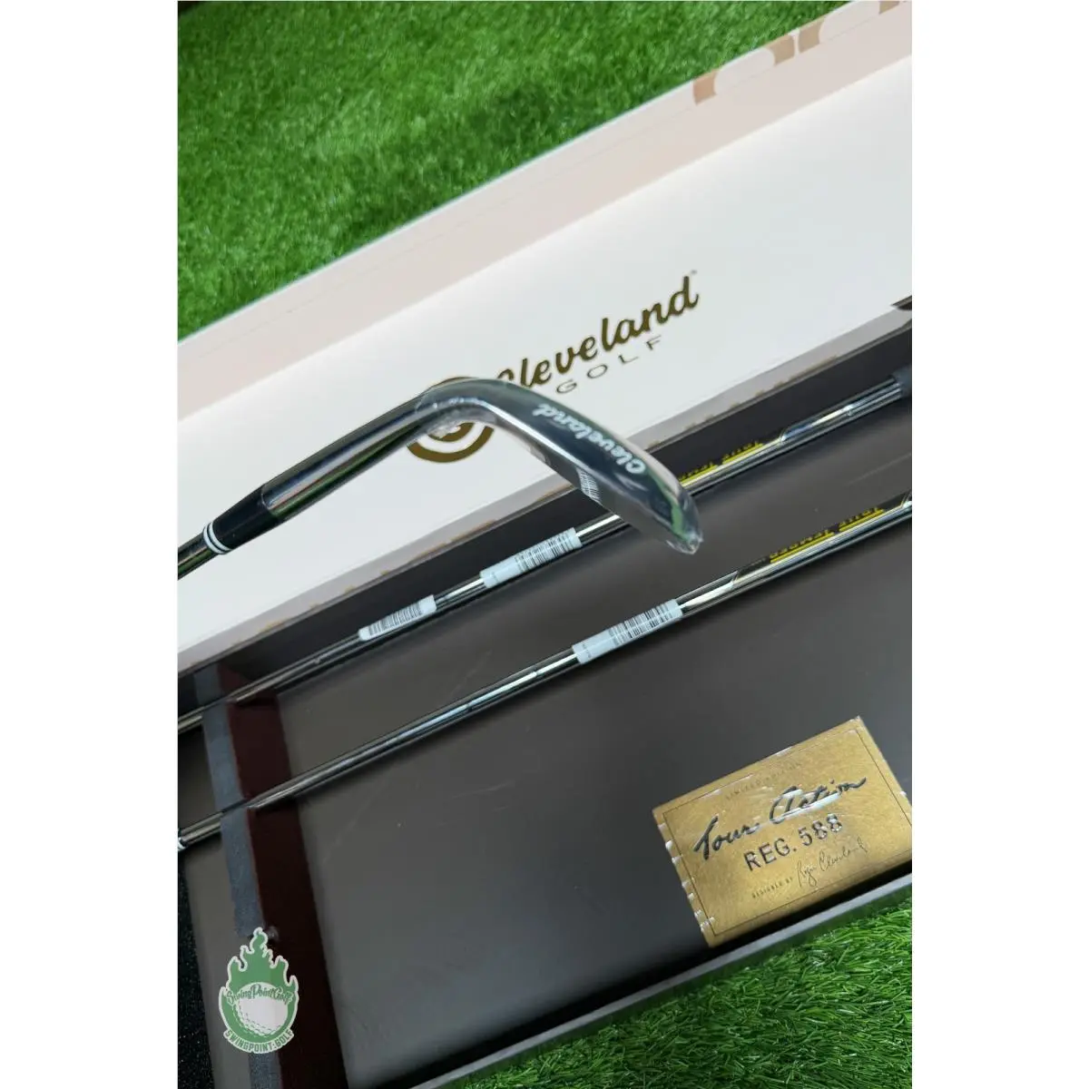 Cleveland Golf  - Limited Edition Tour Action 588 8