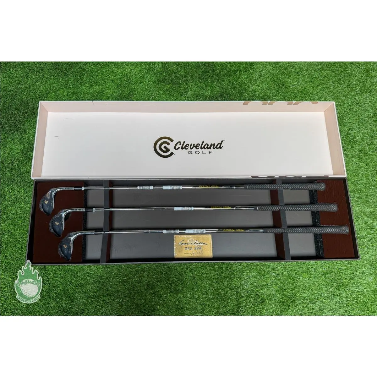 Cleveland Golf  - Limited Edition Tour Action 588 4