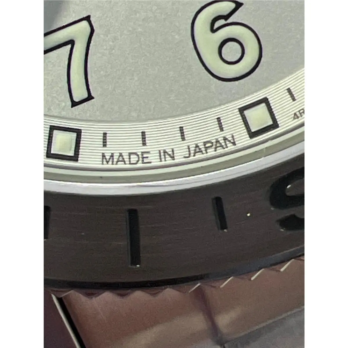 5 Sports Automatic White Dial Steel Men`s Field Watch HDB007 Made by Seiko
