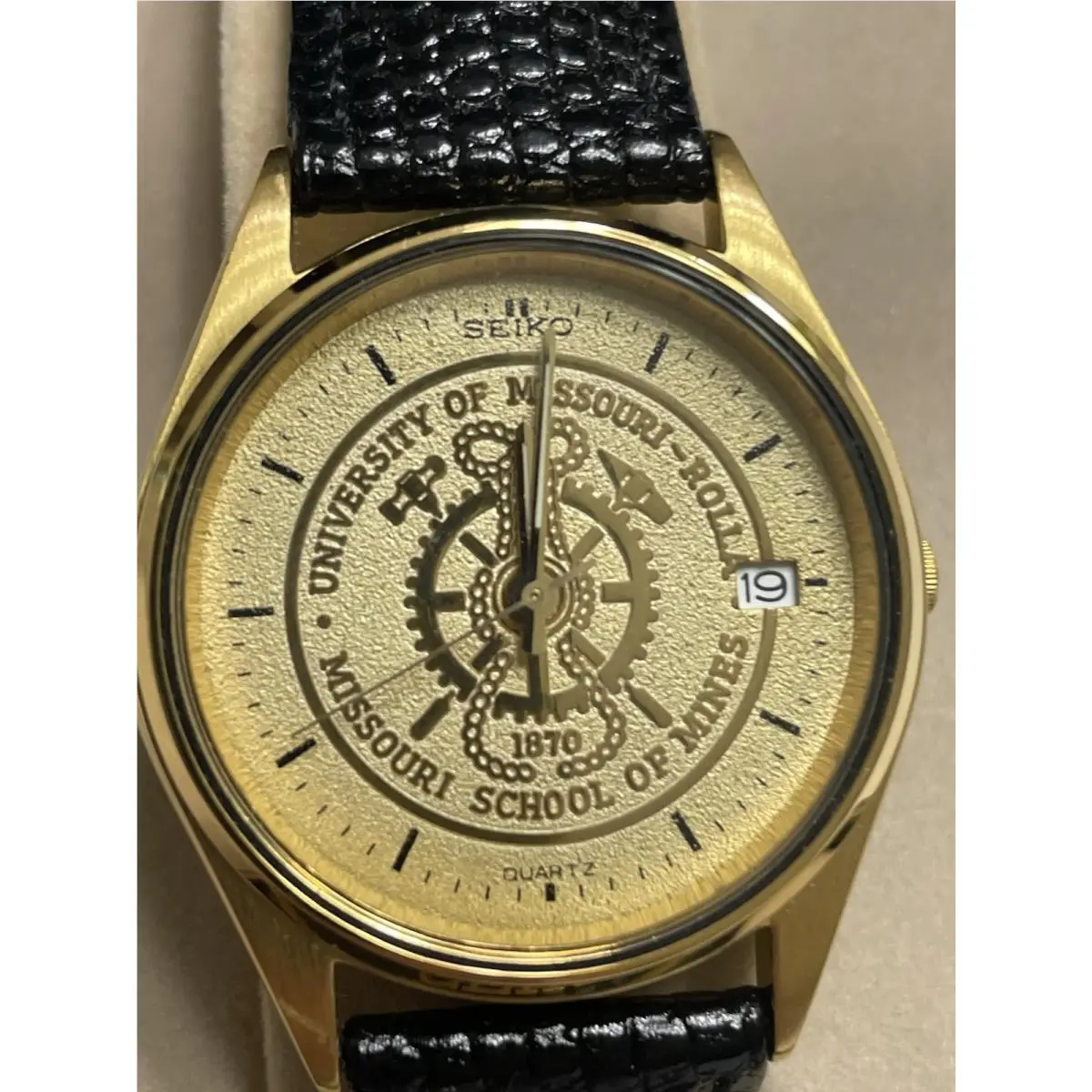 Rolla Missouri University School Mining Vtg Seiko Quartz Men Watch Date Gift