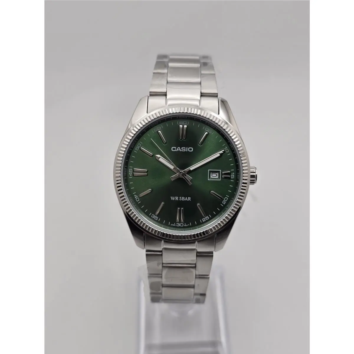Casio MTP-1302D-3AJF Sunray Green Date Dial Classic Men`s Watch Jdm